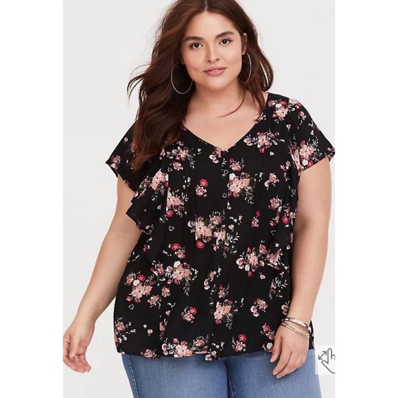torrid Tops - TORRID BLACK FLORAL PINTUCK BUTTON-UP BLOUSE Size 2
